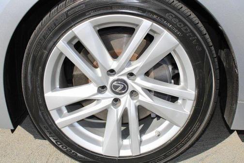 2021 lexus is 300