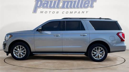 2021 ford expedition max xlt