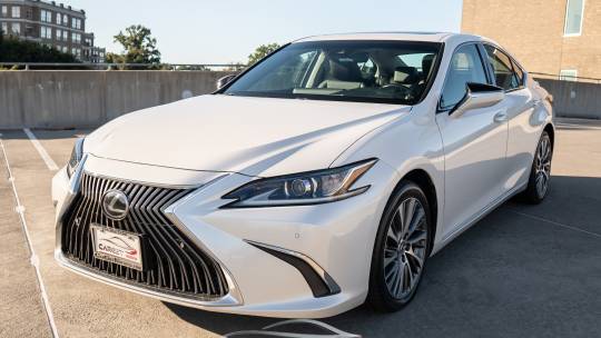 2020 Lexus ES