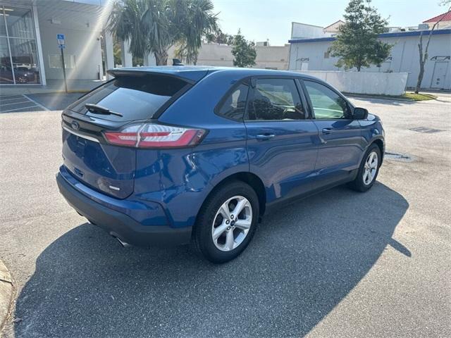 2020 ford edge se