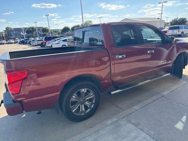 2018 nissan titan sv