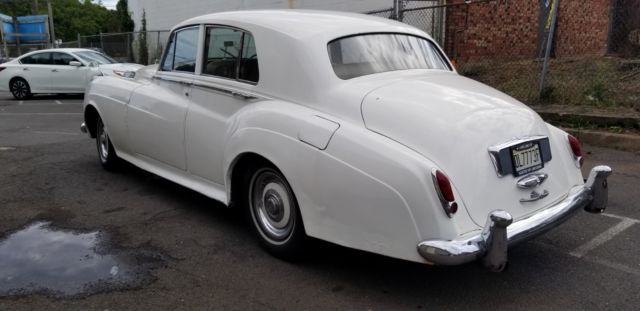 vintage 1962 bentley s2 - right hand drive - white with tan interior