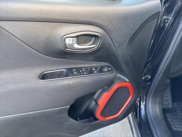 2021 jeep renegade upland
