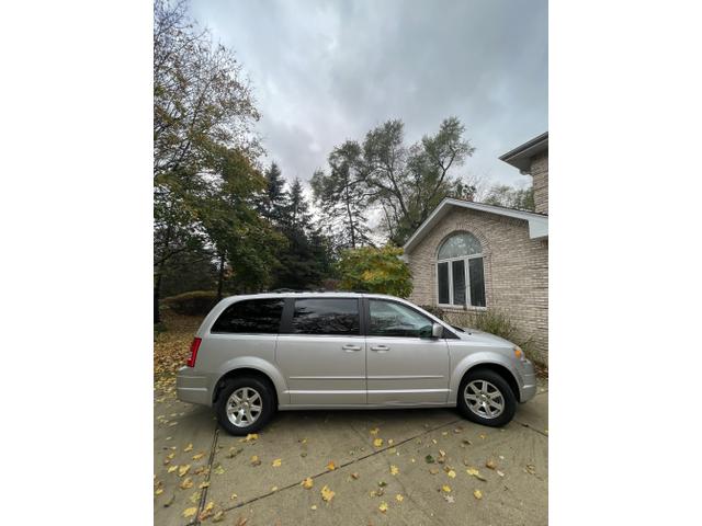 2008 chrysler town & country touring