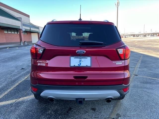 2019 ford escape titanium