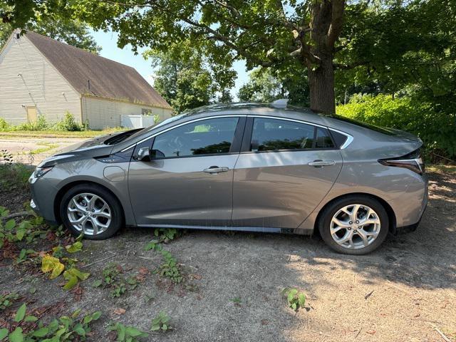 2017 chevrolet volt premier