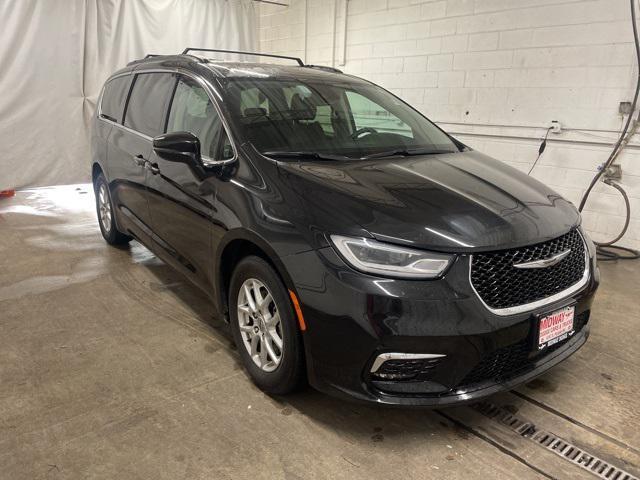 2022 chrysler pacifica touring l