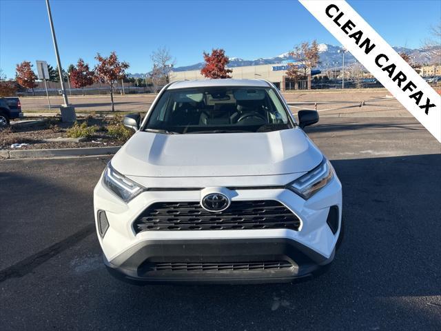 2024 toyota rav4 le