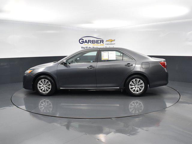 2012 toyota camry le