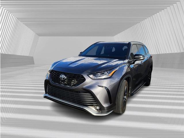 2021 toyota highlander xse