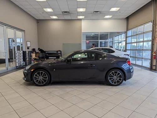 2017 toyota 86 base in chester, indiana