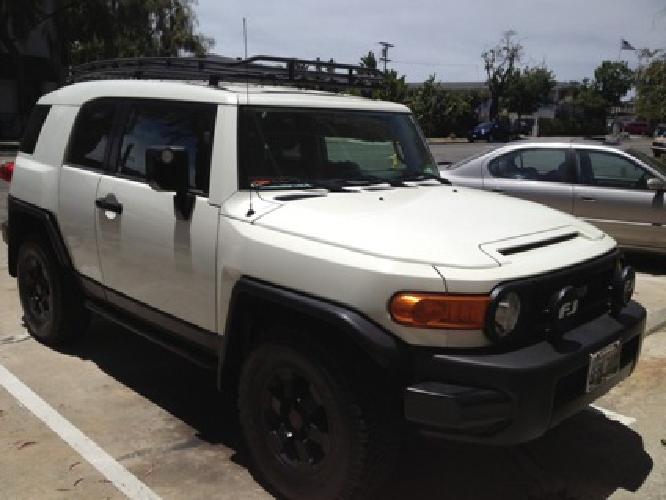 obo toyota fj cruiser 4x4 white on white trd - (pb in san diego, ca