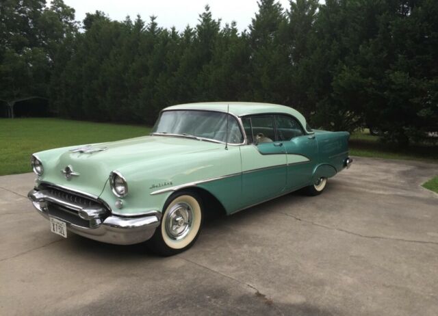 1955 oldsmobile ninety-eight holiday