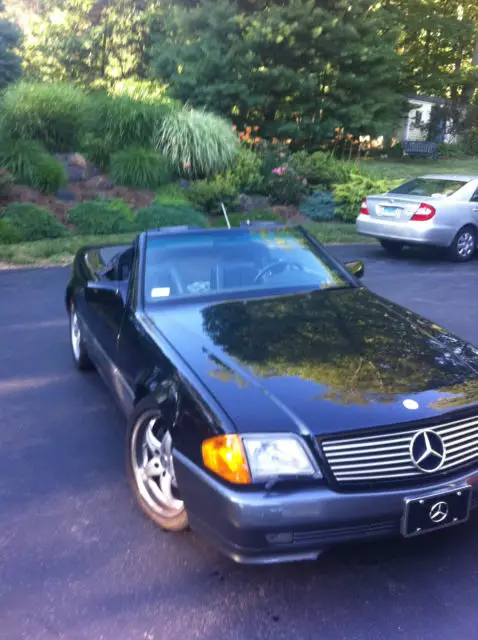 1993 mercedes benz sl500! tremendous condition inside & outside