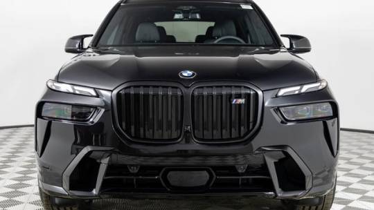 2025 BMW X7