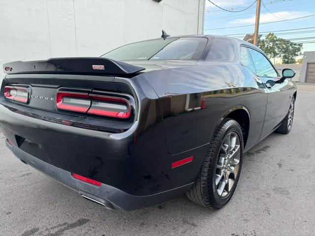 2017 dodge challenger gt