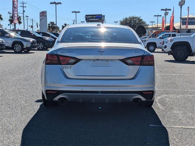 2019 nissan altima 2.5 sv