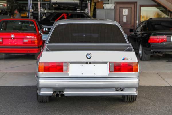 1988 bmw (e30) m3 sterling silver / black leather