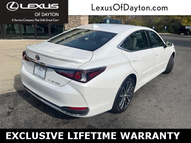 2022 lexus es 250 luxury