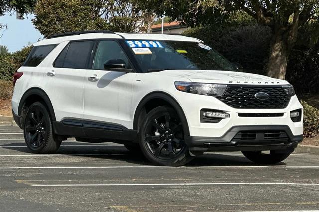 2023 ford explorer st-line