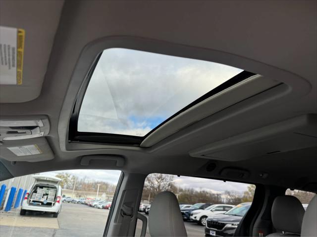 2017 toyota sienna xle premium