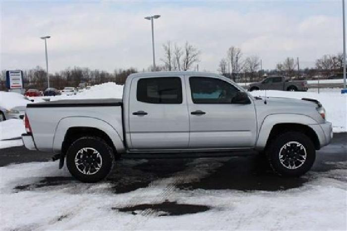 2010 toyota tacoma prerunner in columbus, oh