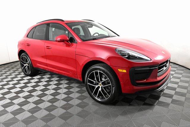 2024 porsche macan base