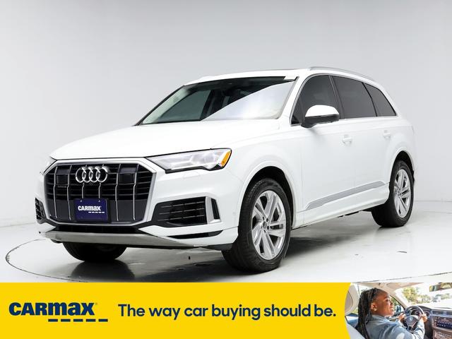 2022 audi q7 premium plus