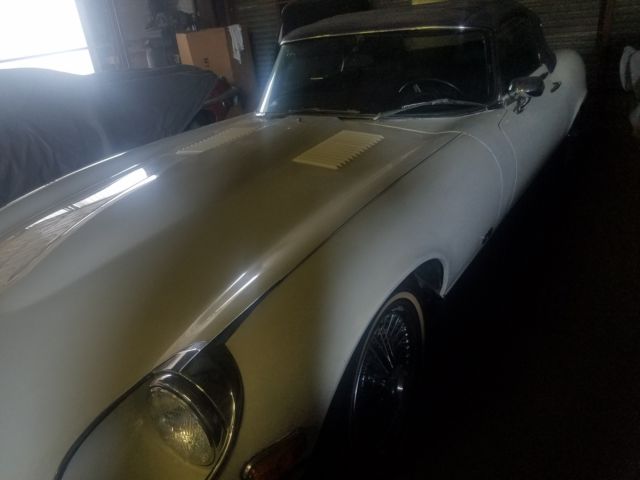 1973 jaguar v12 roadster