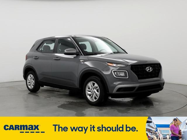 2022 hyundai venue se