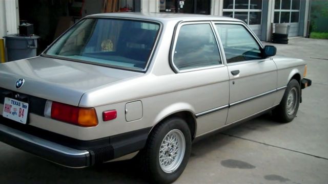 1983 bmw 320is