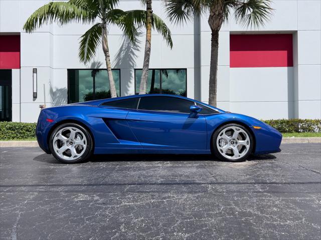 2004 lamborghini gallardo coupe