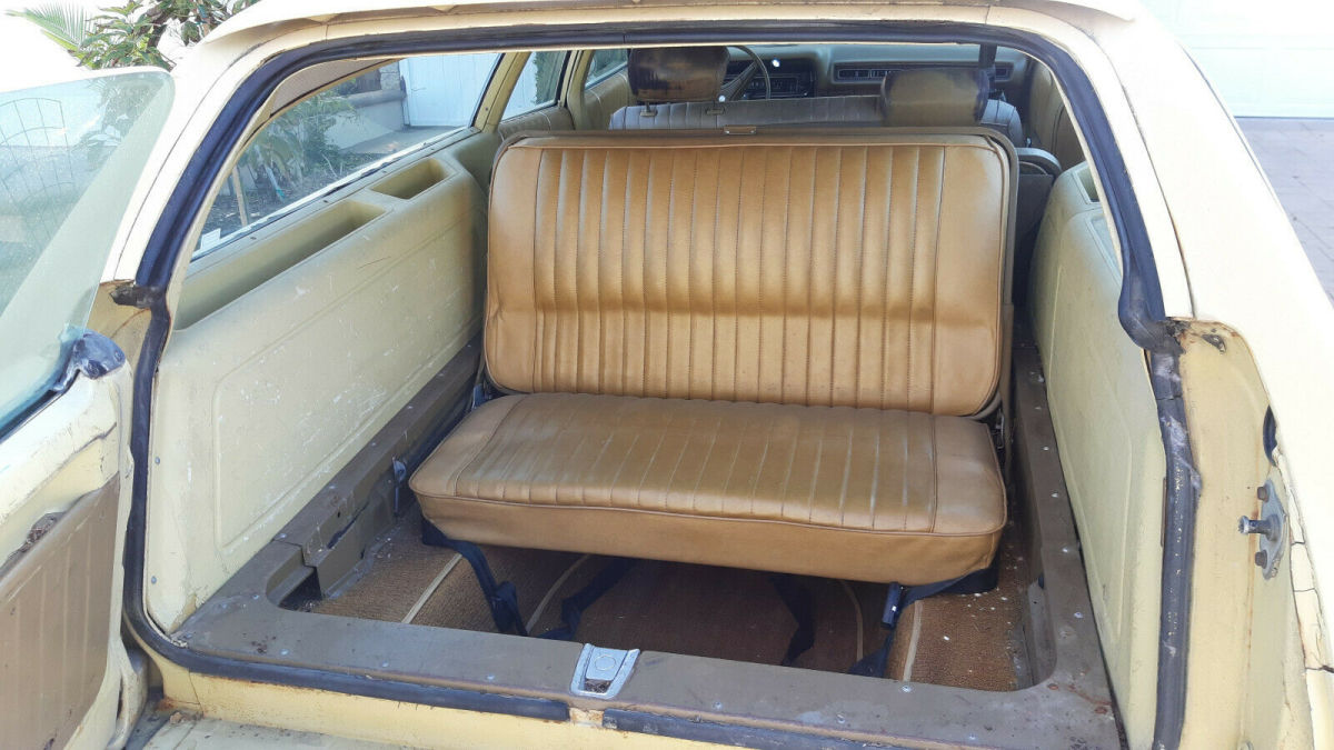 plymouth satellite station wagon 1973 318