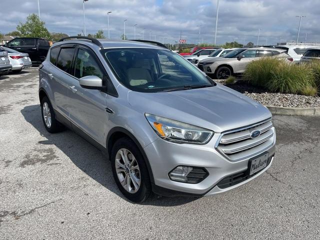2018 ford escape se