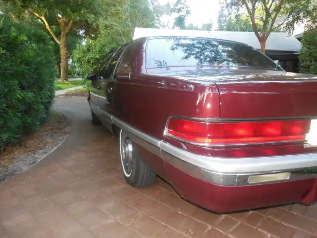1992 buick roadmaster florida immaculate serviced low miles fleetwood lincoln