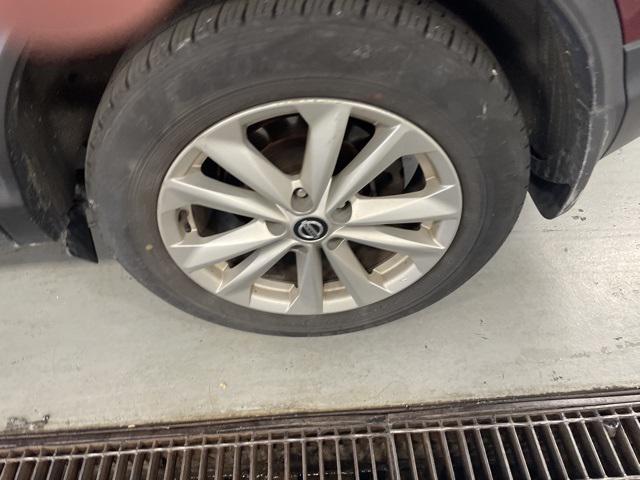 2019 nissan rogue sport s