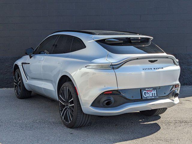 2023 aston martin dbx base