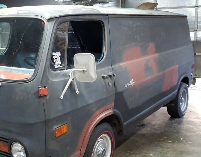 1969 g10 van 108 wheel base