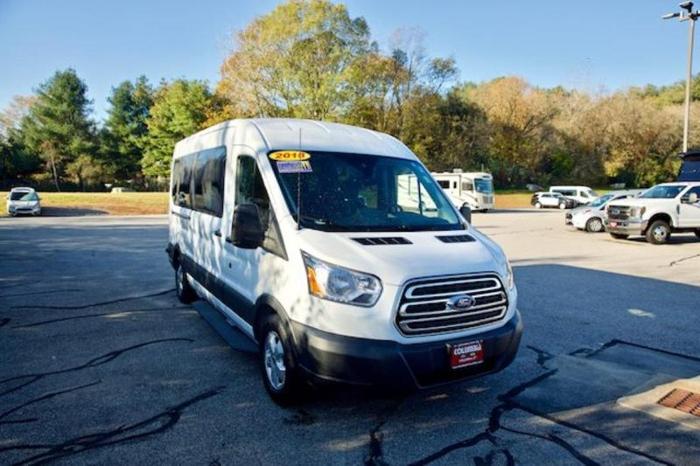 2018 ford transit passenger 350 xl 350 xl 3dr lwb medium roof passenger van w/sliding passenger side door for sale in columbia, connecticut