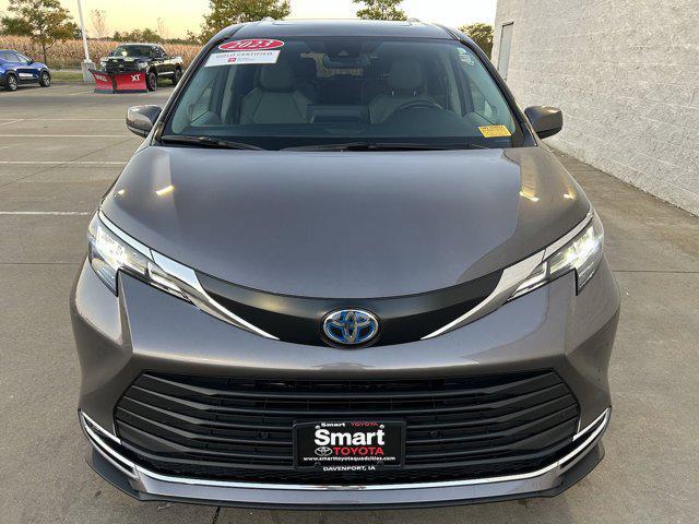 2023 toyota sienna xle 7 passenger