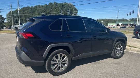 2019 Toyota RAV4 xle premium