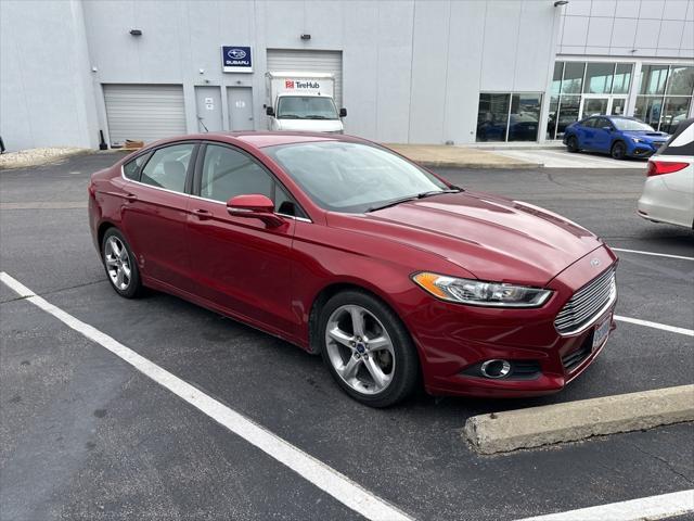 2015 ford fusion se