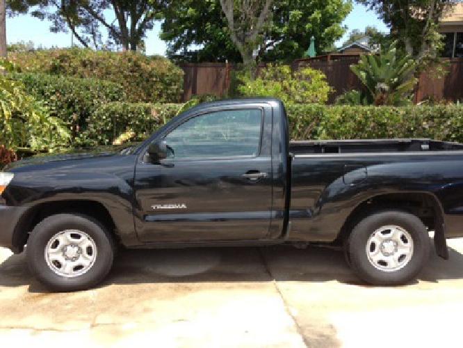 obo selling pearl-black tacoma '08 in camp pendleton, ca
