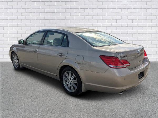 2007 toyota avalon in milwaukee, wisconsin