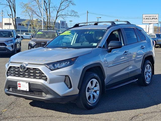 2021 toyota rav4 le