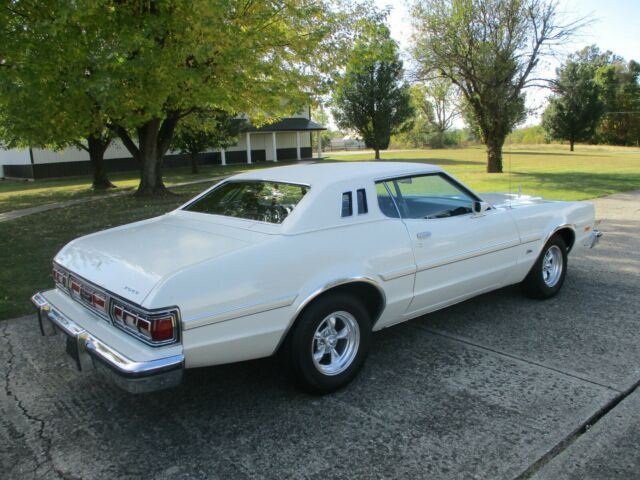 1975 ford torino elite 33.876 actual miles gorgeous car like new condition