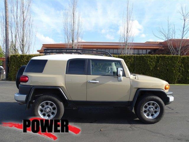 2013 toyota fj cruiser base 4x4 4dr suv 6m for sale in salem, oregon