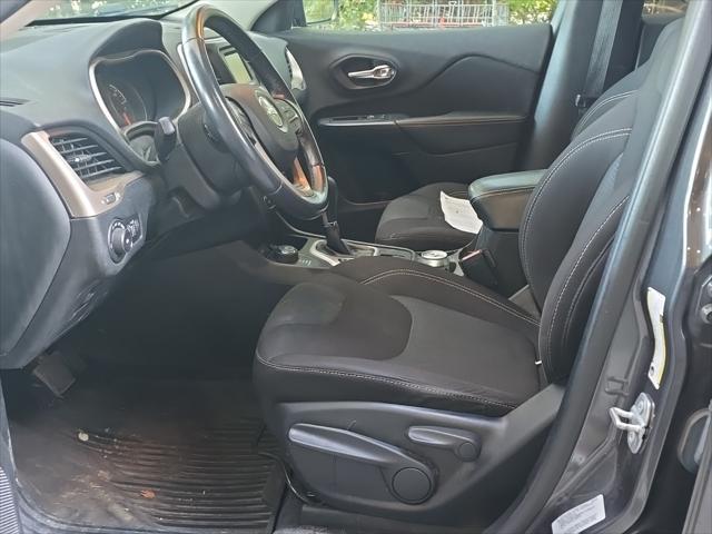 2016 jeep cherokee altitude