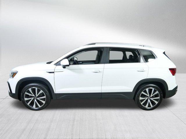 2023 volkswagen taos 1.5t se