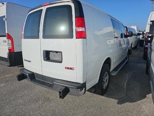 2022 gmc savana 2500 work van
